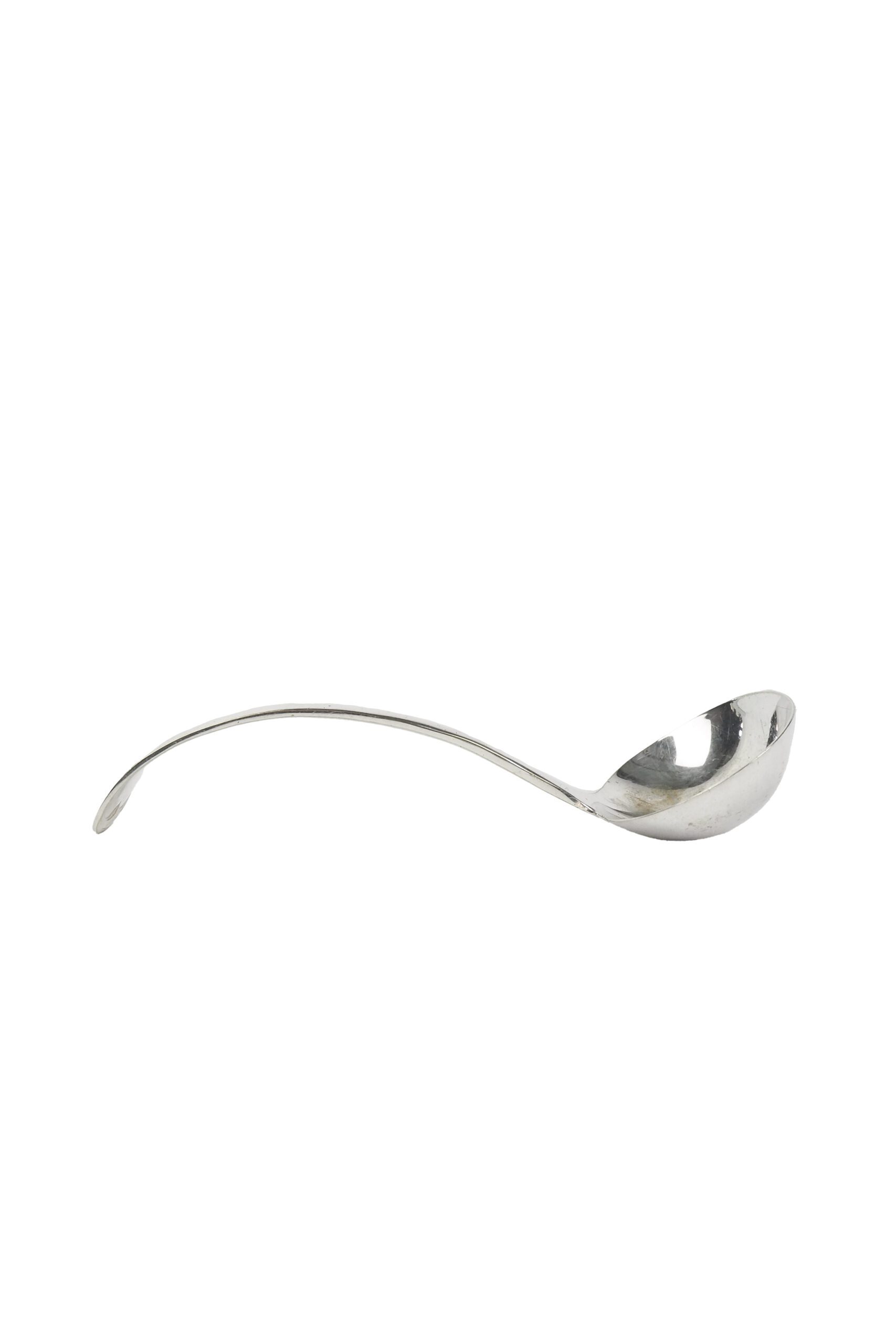 This Vintage Silver Plate Ladle is a stunning piece of service ware. It's characterful patina is perfect for an elegant tablescape and for dishing up your favourite soups. Wildmore