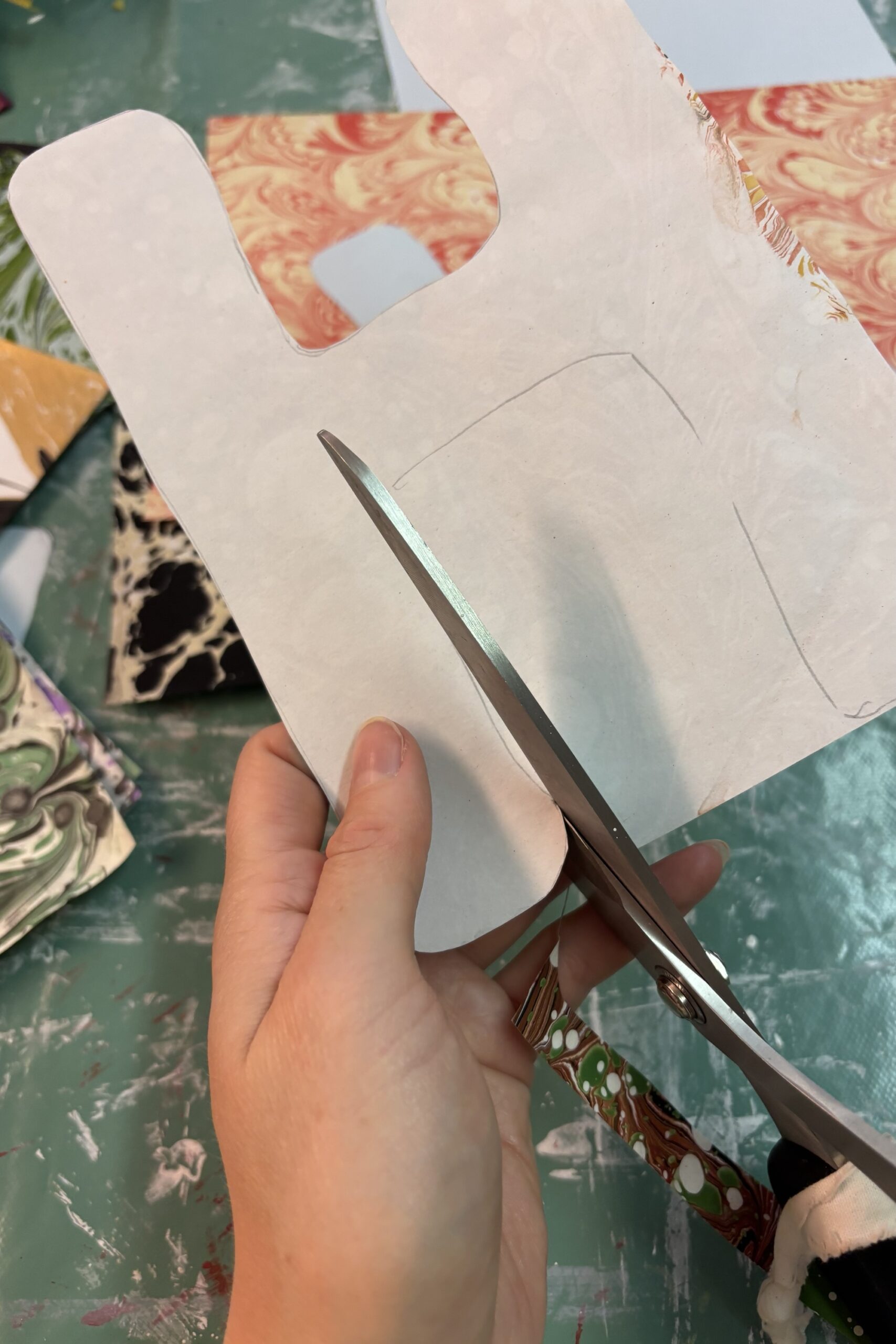 How to Make a Wildmore Hand Marbled Paper Garland 