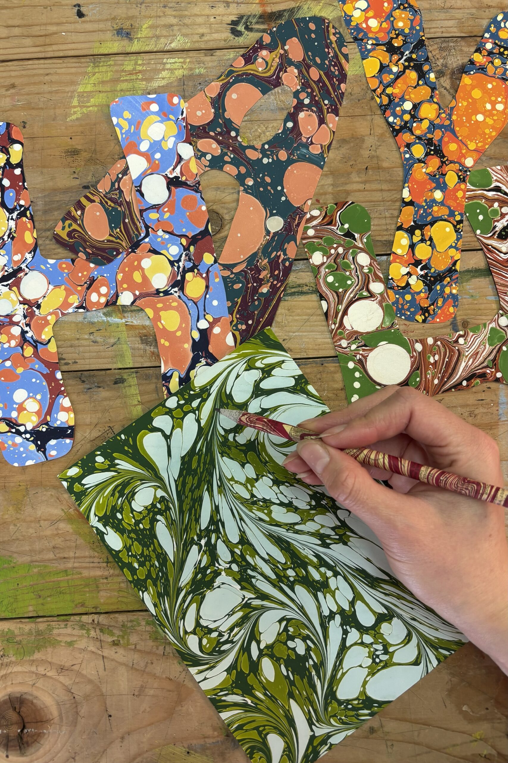How to Make a Wildmore Hand Marbled Paper Garland 